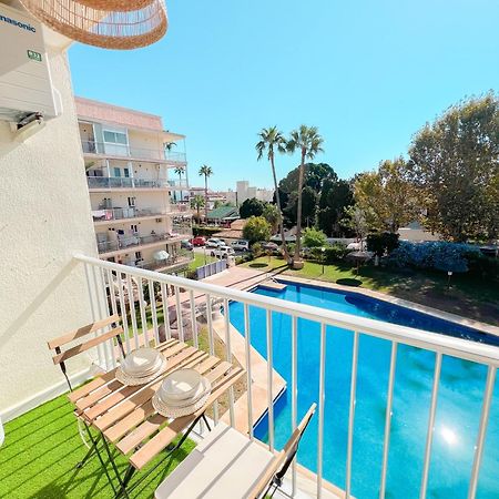 Cozy & Sunny Carihuela Park Appartement Torremolinos Buitenkant foto