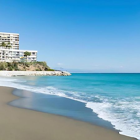 Cozy & Sunny Carihuela Park Appartement Torremolinos Buitenkant foto