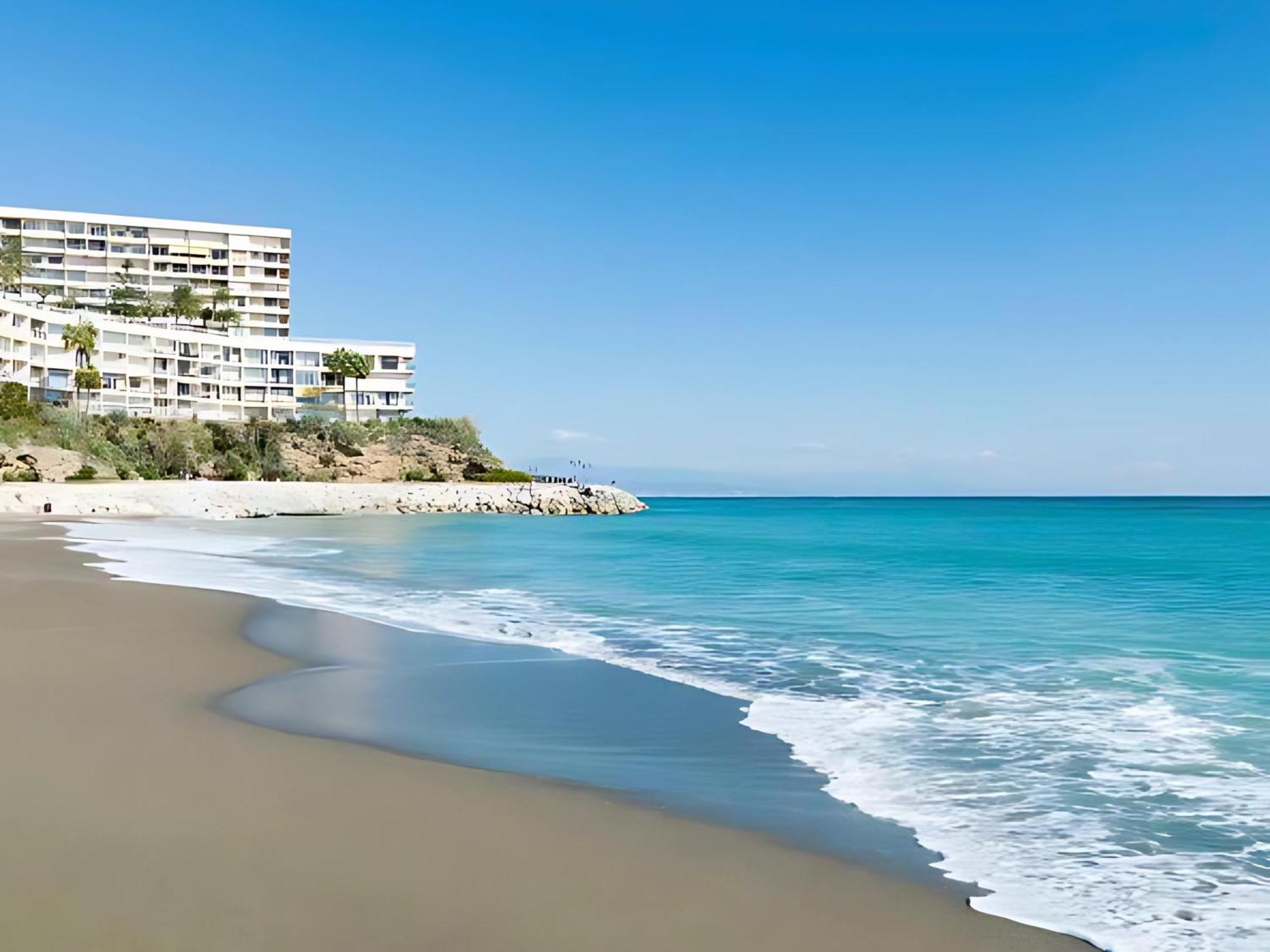 Cozy & Sunny Carihuela Park Appartement Torremolinos Buitenkant foto